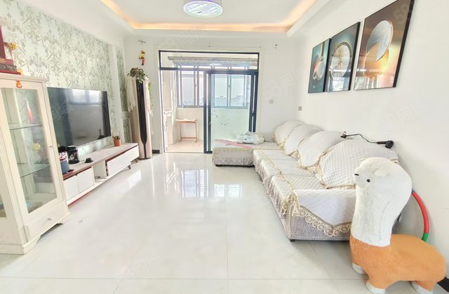 东方蓝海3室2厅118㎡52.8万二手房图片