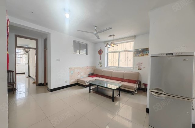 亚大怡景欧景丽都三楼 3萬入住 振兴东路边户 地暖房免大税