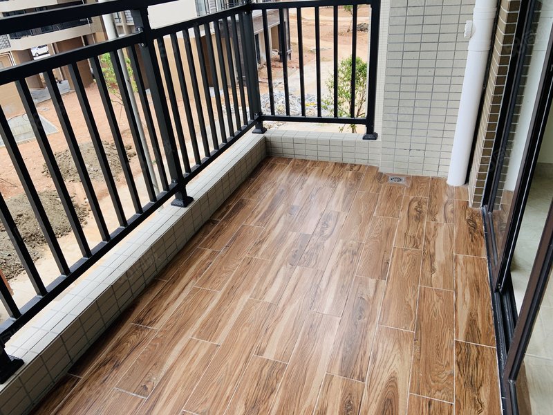 (店长力荐 全新精装)苗和苑 近地铁 带红本 免费过户哦!