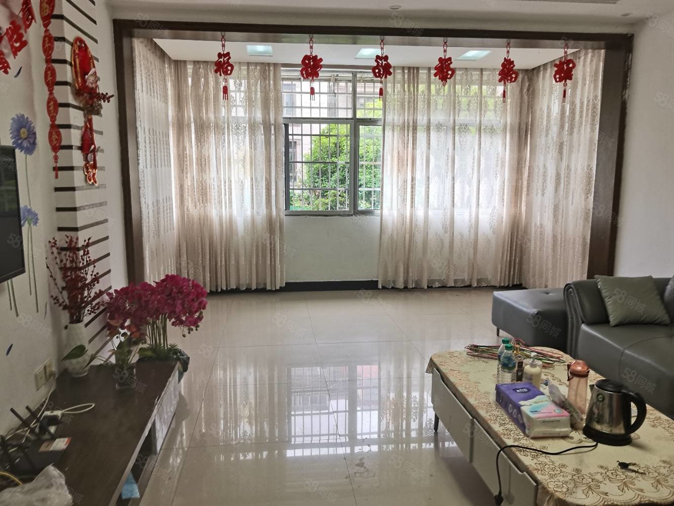 枣树园3室2厅2卫108㎡南北56万