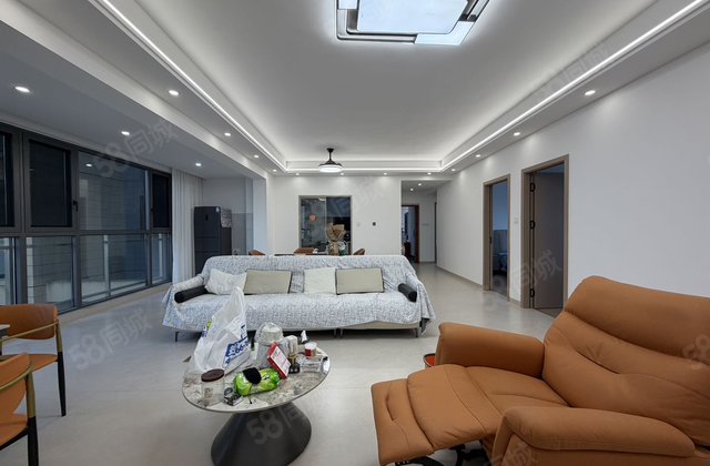 永昌沁园4室2厅146.55㎡72.8万二手房图片