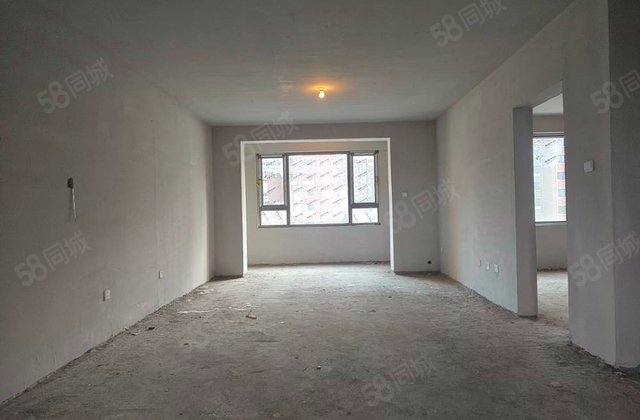 新野上郡和园3室2厅131.61㎡110万二手房图片