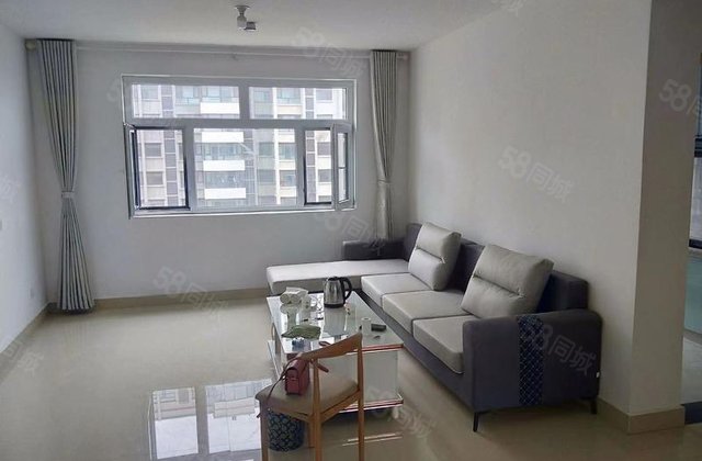 莲湖新城130平三室两厅两卫80多万新房未住