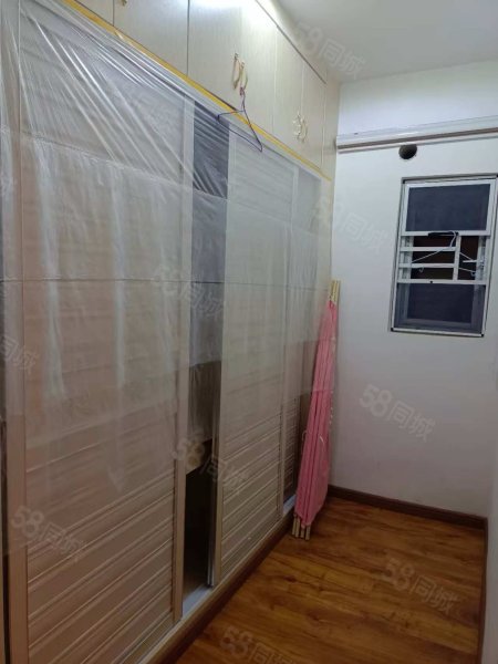桐达山韵3室2厅1卫117㎡南北36万