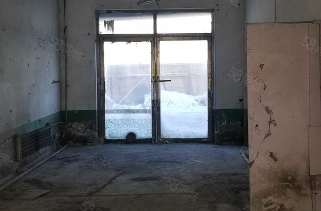 团结汽配城住宅楼2室1厅270㎡68万二手房图片