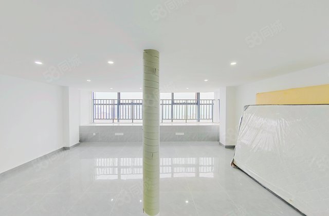 裕天国际商汇中心3室2厅74㎡66.8万二手房图片