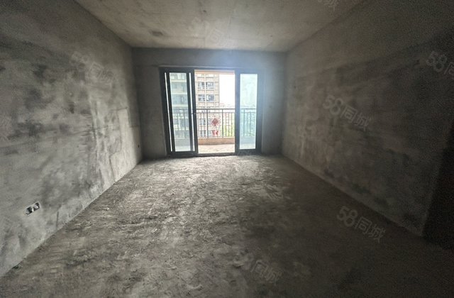 恒大御府4室2厅138㎡72.8万二手房图片
