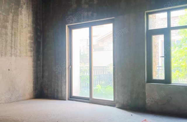 御江南国际社区(别墅)4室2厅192.28㎡139万二手房图片