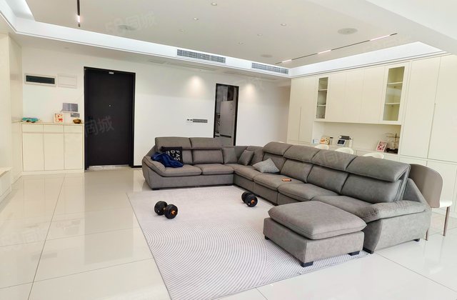 中核壹號院4室2厅151㎡99.8万二手房图片