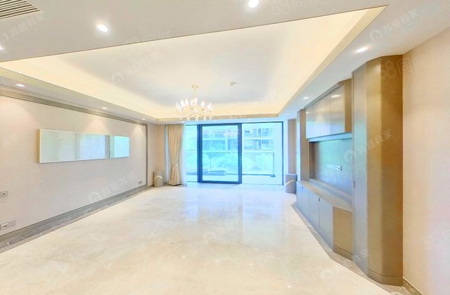 凤起潮鸣(公寓住宅)5室2厅272.07㎡2380万二手房图片