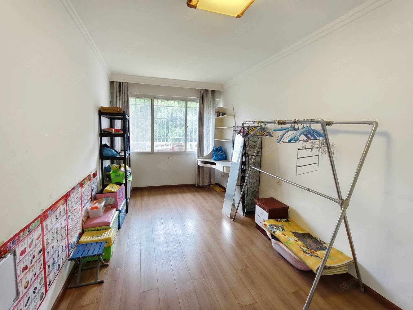 北山小区3室2厅2卫90㎡南北33万