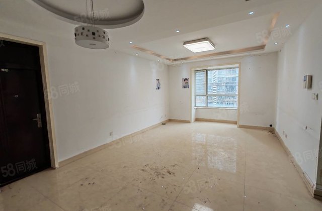 急售开发区东昌中学，带车位储藏室双卫，星光！外国语随时看房