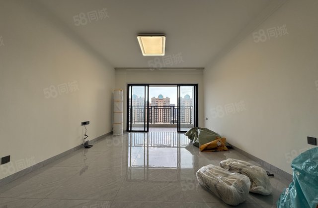 中意东城一品4室2厅126㎡108万二手房图片