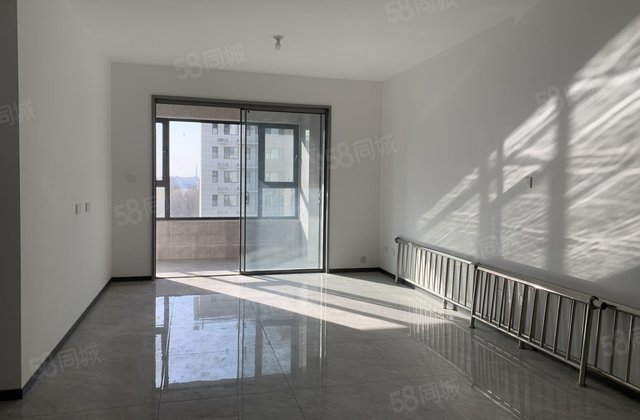 明康康盛园 电梯房 小三居 次新小区 南北通透