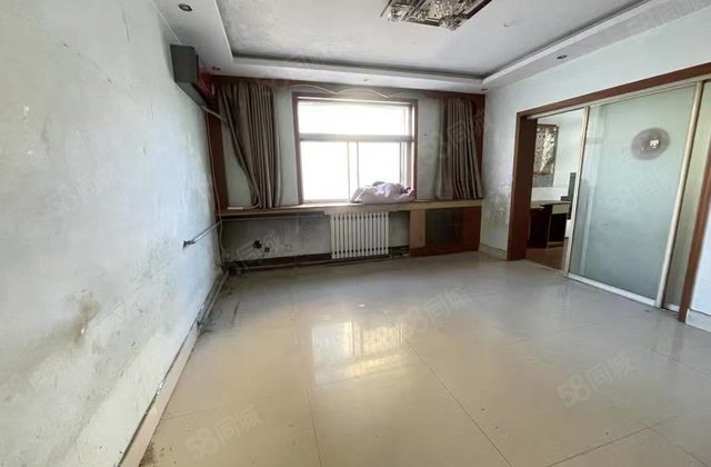 管道局小区 多层二楼边户 东昌湖边 华悦金钻 东方双语名人苑