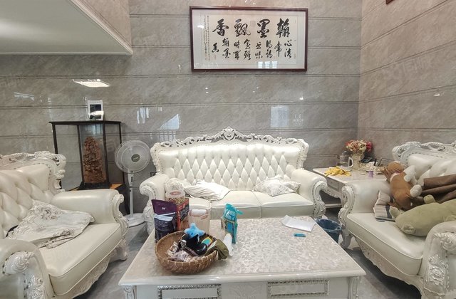 正荣财富中心3室1厅91㎡122.8万二手房图片