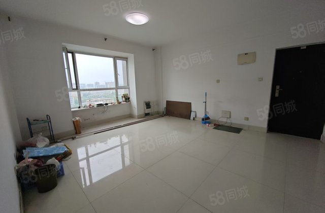 三室朝阳！单价低！宝徕花园，次顶层，双阳台!谁看谁喜欢！