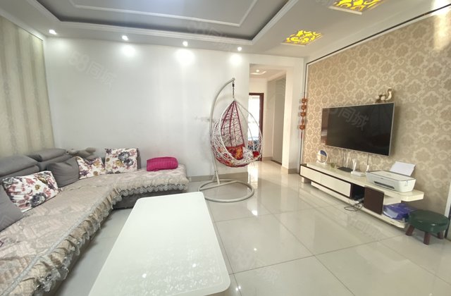 万达北莲湖花园 三室  金丰苑水晶城桐凤家园 合适三室首4萬