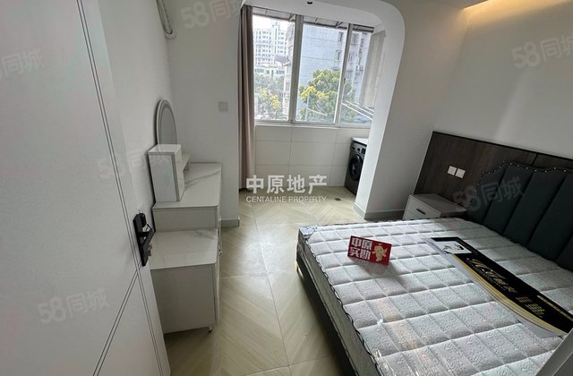 长隆住宅小区1室1厅31㎡135万二手房图片