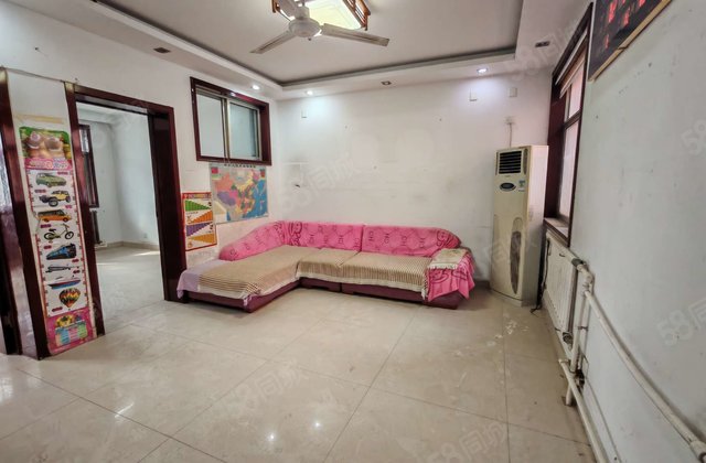 兴华路上！孝心一楼！东苑！交通便利！免大税！送储藏室！