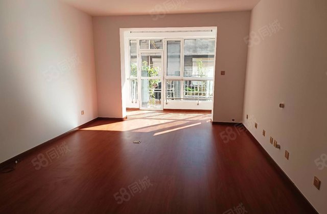 宏屹国际城南区3室2厅113㎡85万二手房图片