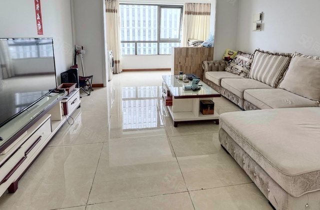 四季云顶4室2厅179㎡389万二手房图片