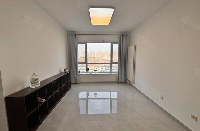 首尔甜城方立方2室2厅82㎡47万二手房图片