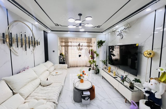 东昌中学 当代附近 星美城市广场 精装三居室送车位 免大税