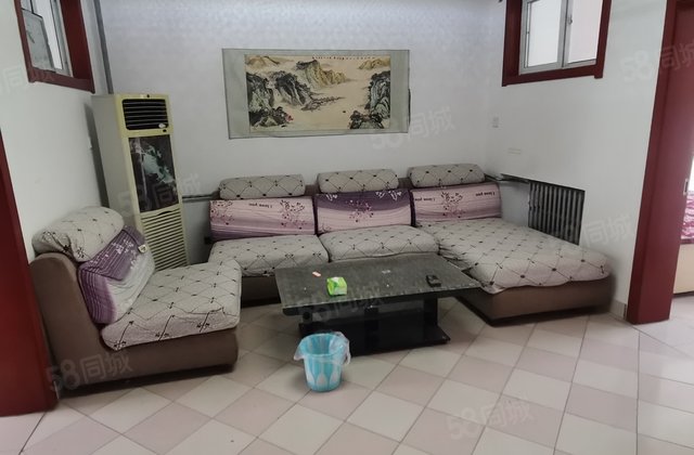 文轩外国语，新一中一墙之隔。单位家属院中间楼层，看房方便