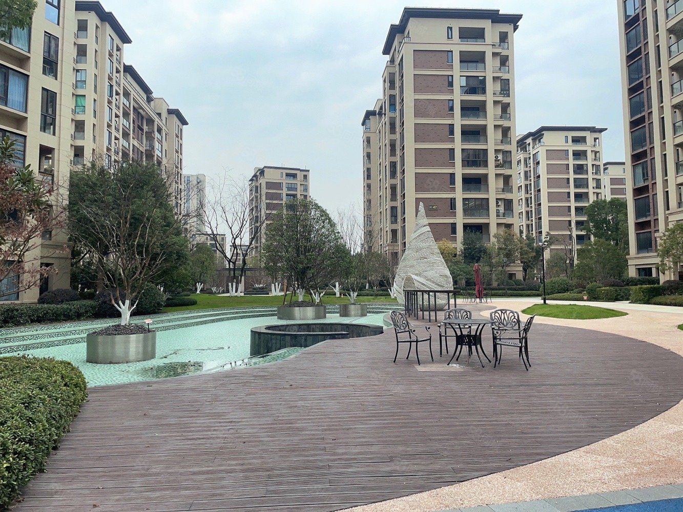 中天珺府(公寓住宅)5室2厅2卫122.93㎡西215万