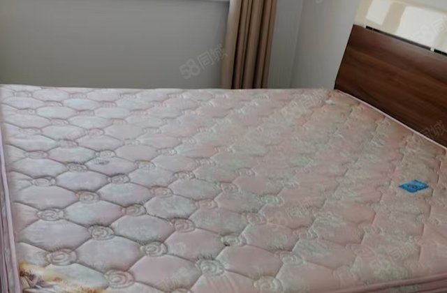 银泉新都3室1厅153㎡60万二手房图片