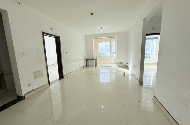 昌润莲城！莲湖新城！电梯中间楼层！带车位储藏室！可议价