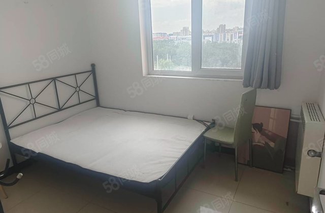 鸿博家园(二期D区)2室1厅77㎡188万二手房图片