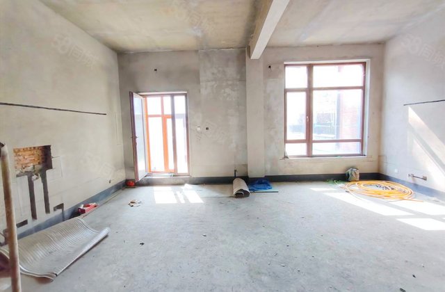 富奥观潭6室2厅292㎡248万二手房图片