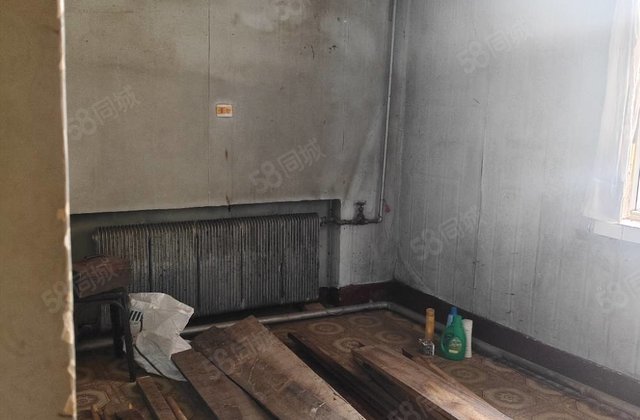 登峰村3室1厅63㎡12万二手房图片