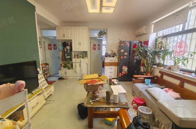 新出 地暖房 精装三室 带储藏室 满五   闸口新时代 东关