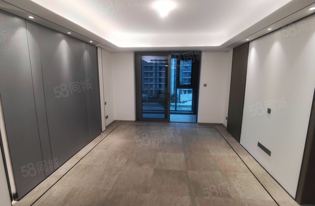 臻和院4室2厅139㎡410万二手房图片