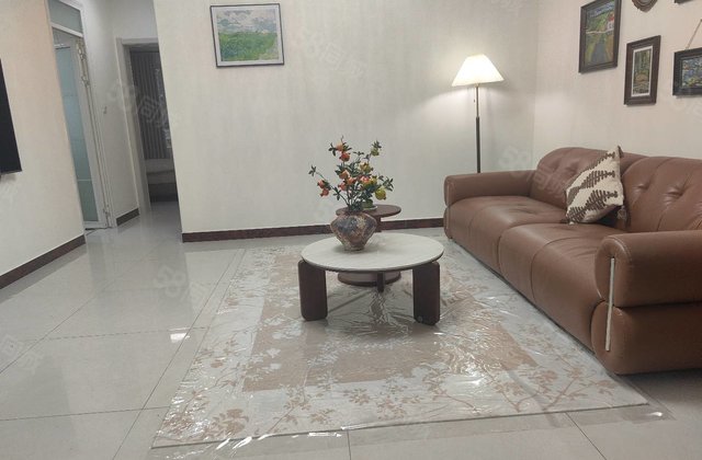 房东着急卖 香格里二期孝心一楼 精装婚房 免大税