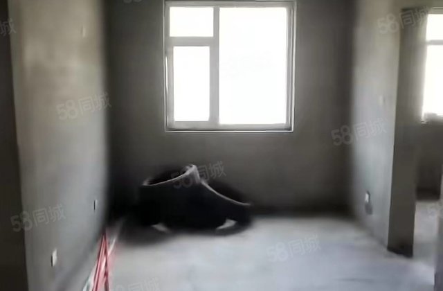 棉纺新居小区2室1厅75㎡9.2万二手房图片