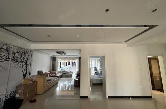 塞维利亚3室2厅183㎡189万二手房图片