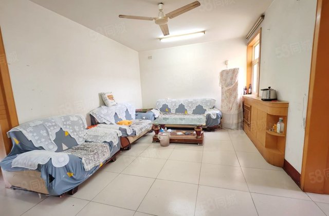 龙山花园小区 商品住宅 高楼层视野无遮挡 商圈成熟 南北通透