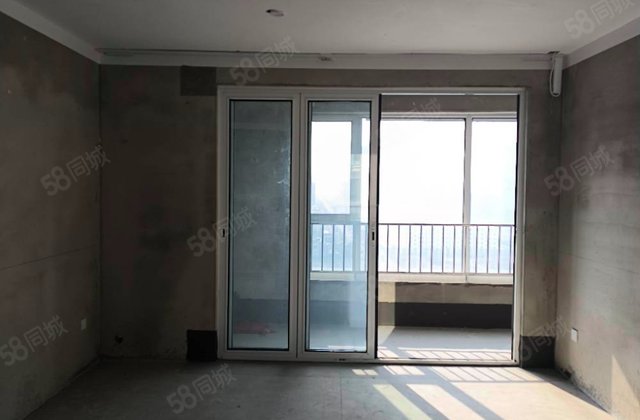 儒辰璟宸府4室2厅147.27㎡130万二手房图片