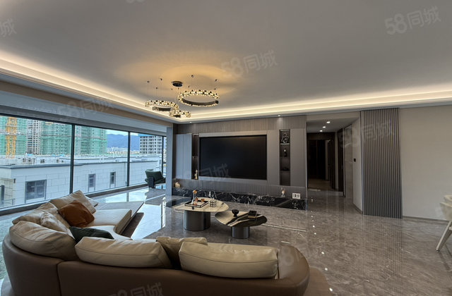 保山吾悦广场4室2厅215㎡105万二手房图片