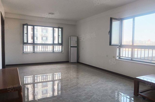 老文轩外国语路东 裕昌文轩 边户3室 双车位带储 有匙即看