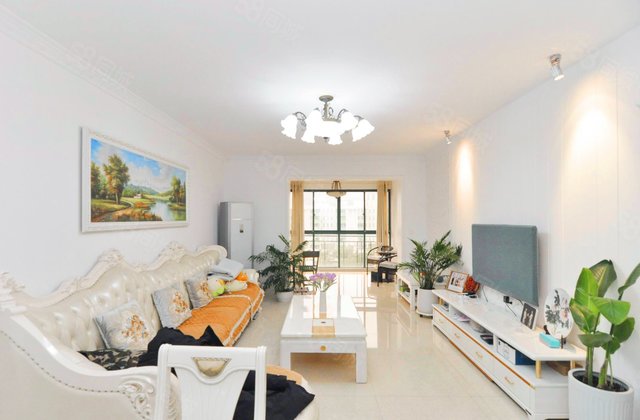 共和世家3室2厅131.05㎡169万二手房图片