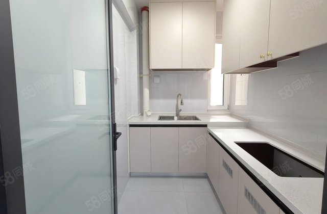 市医院对面 泰和花园 电梯洋房 精装未住 可按揭送地下室