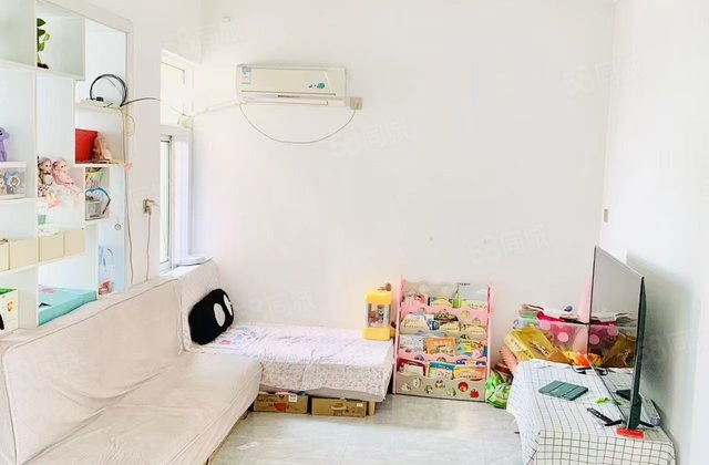 急售！文轩总部 外国语 一中 精装地暖房