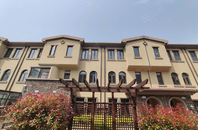 上海湾 类独栋别墅 五房设计 花园二百平 带大露台,湖滨路117号-昆山