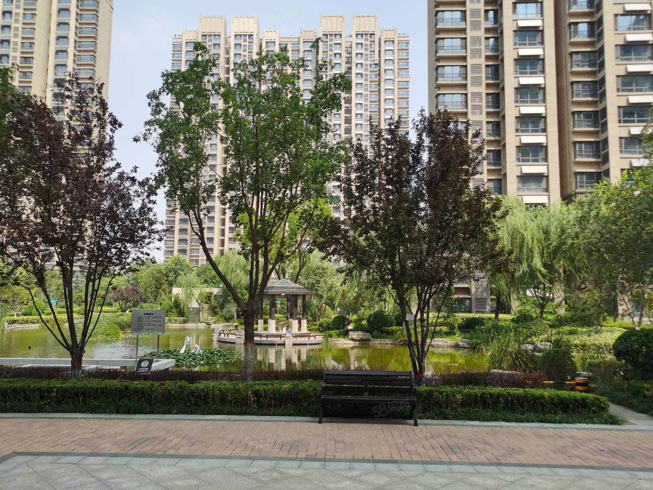 国瑞瑞城3室2厅1卫100.3㎡南北98万