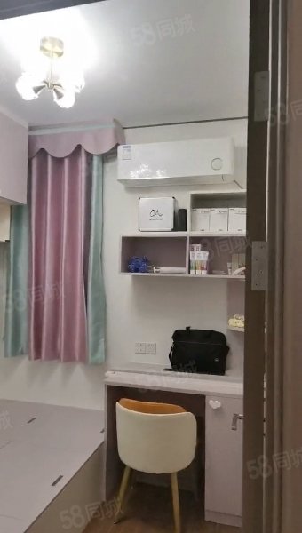 吾悦华府2室1厅1卫79㎡南北52万